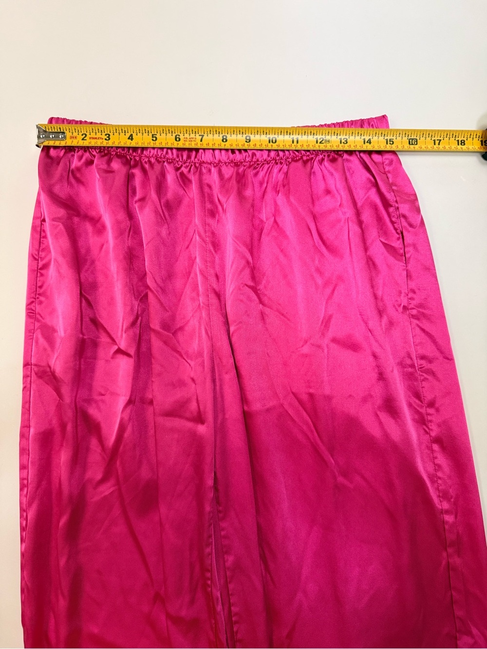 Bright Fuchsia Satin Two-Piece Pajama Set Sz Large - Picture 8 of 11